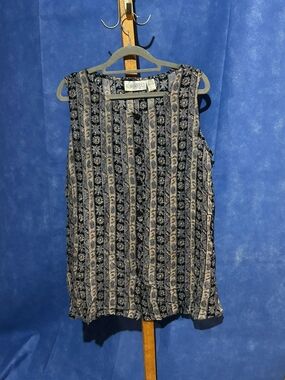 Clarks Navy Floral Stripe Sleeveless Tank
